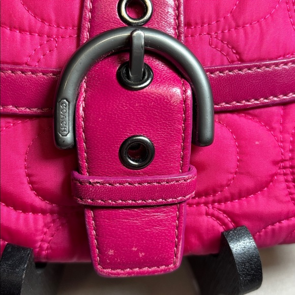 Coach Fushia Quilted Wristlet - Picture 3 of 11
